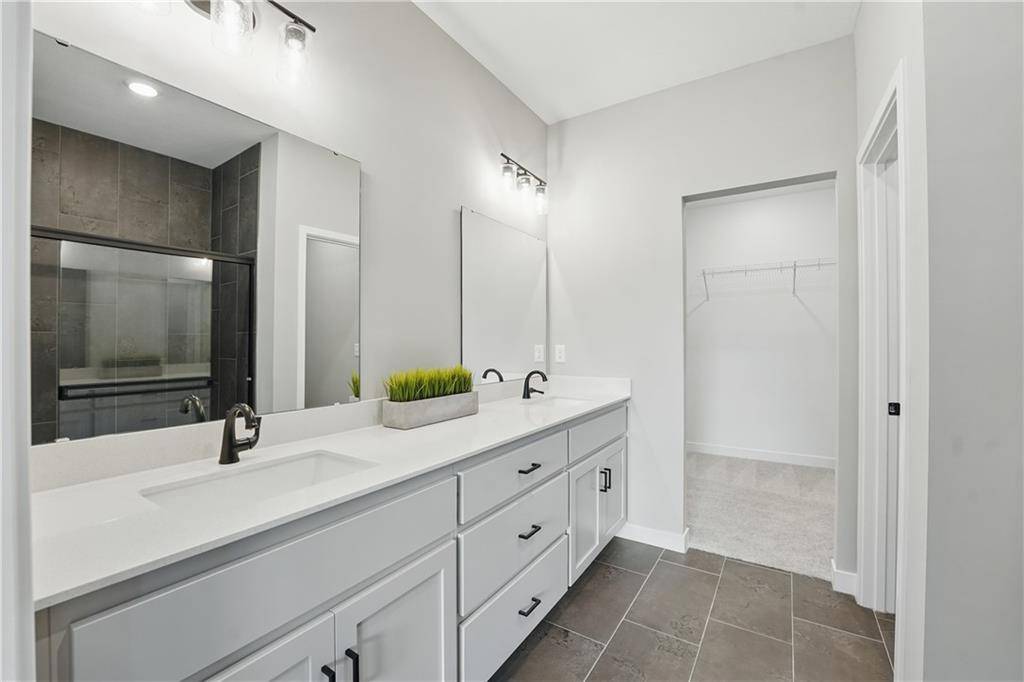 Raymore, MO 64083,1024 Branchwood LN