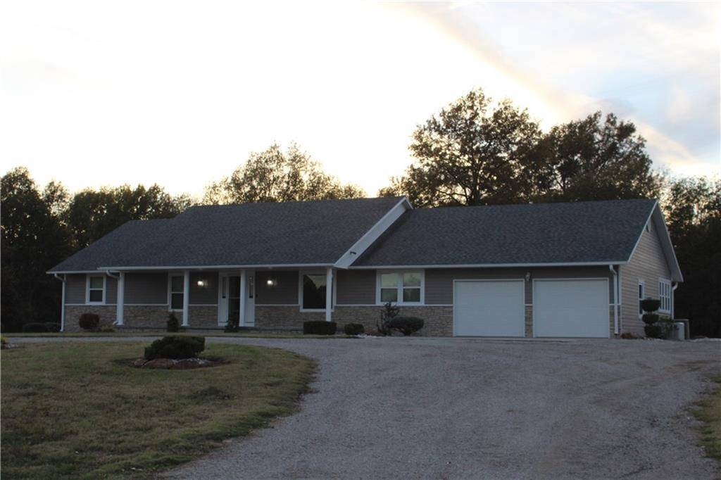 Pittsburg, KS 66762,949 S 250th ST
