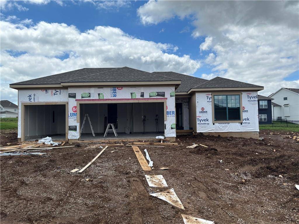 Olathe, KS 66061,25275 W 148th PL