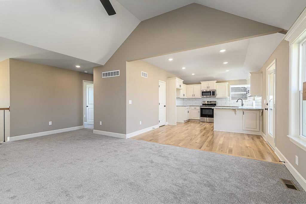 Kansas City, KS 66109,2538 N 111th CT