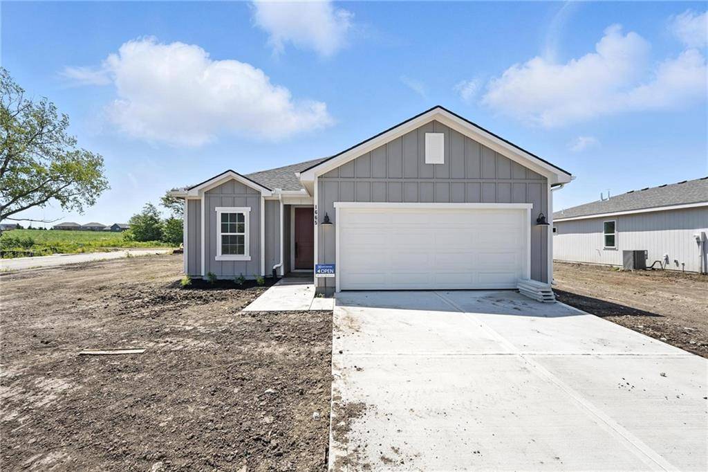 Basehor, KS 66007,1665 N Grayhawk DR