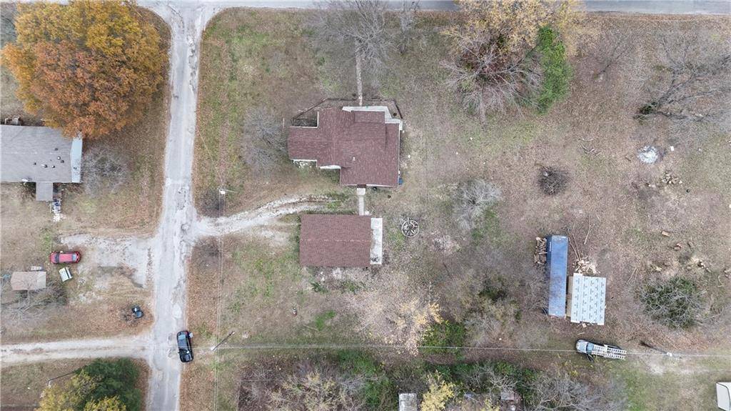 Cherokee, KS 66724,311 W Larch ST