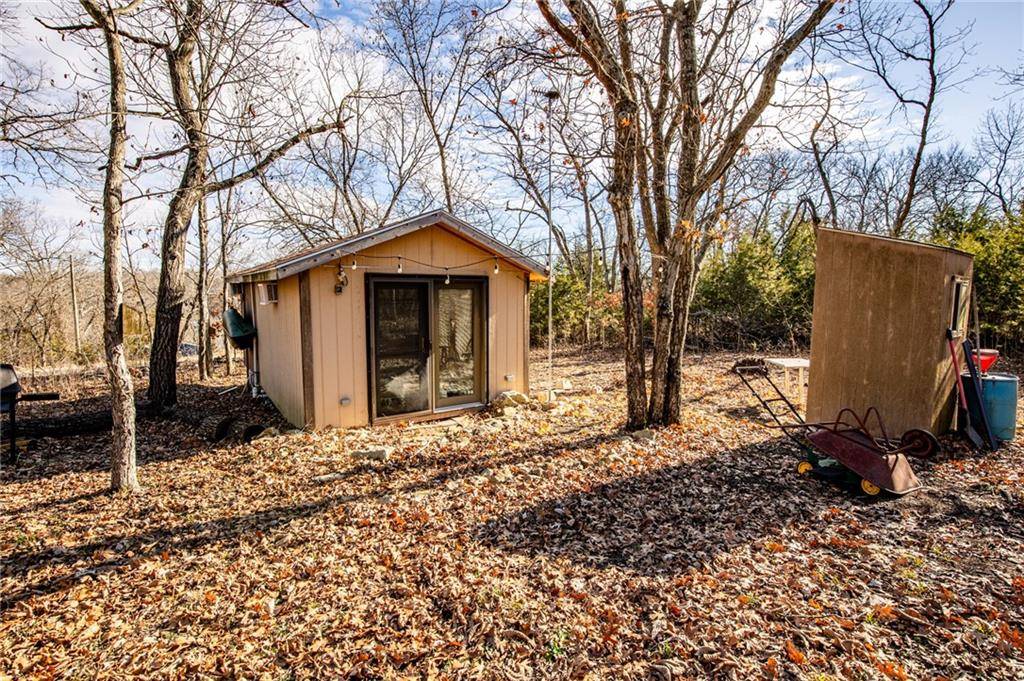 Mapleton, KS 66754,29 W Shore DR