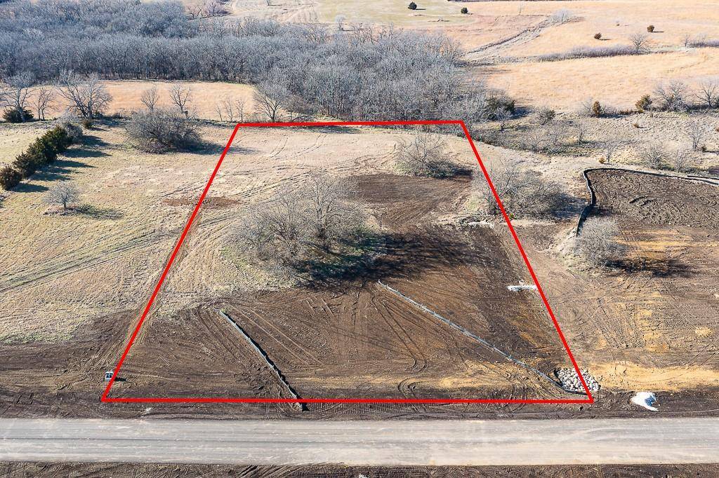 Tonganoxie, KS 66086,Lot 8 235th ST