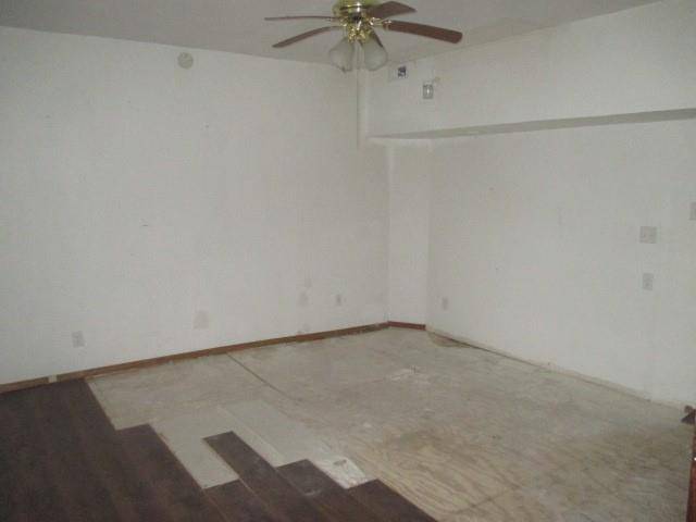 Clarksburg, MO 65025,308 W State ST