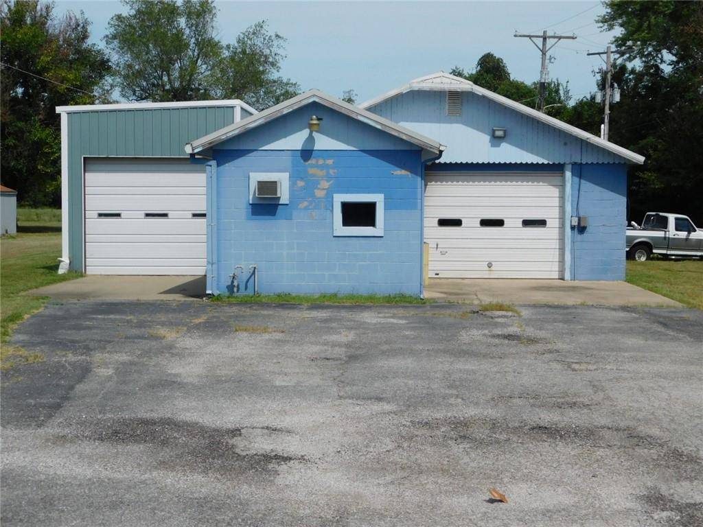 Frontenac, KS 66763,825 E Atkinson AVE