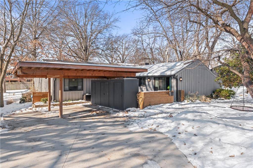Prairie Village, KS 66208,7718 Canterbury ST
