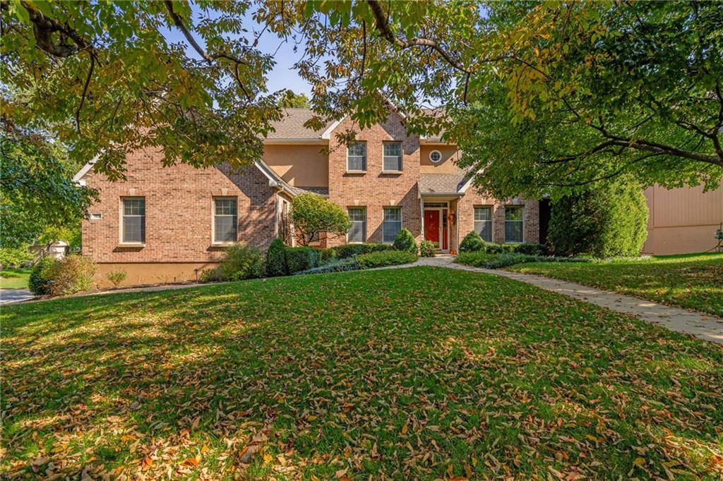 Lenexa, KS 66215,7911 Darnell LN