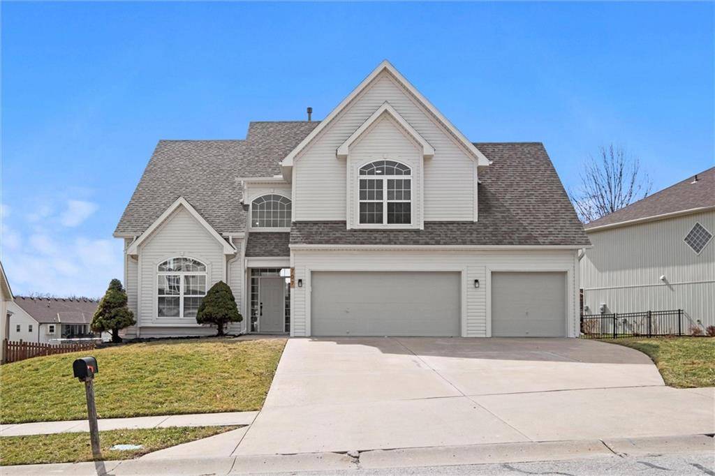 Liberty, MO 64068,707 Lucille ST