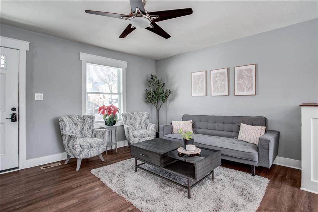 Shawnee, KS 66203,9903 W 60th TER