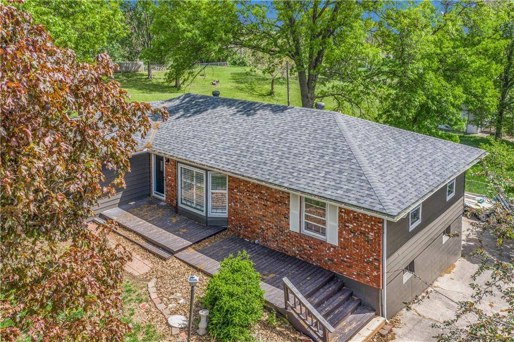Parkville, MO 64152,10609 NW Meadow Lane DR