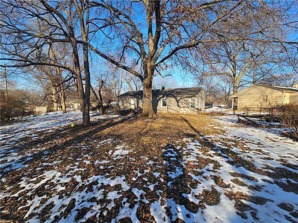 Overland Park, KS 66204,7242 Craig ST