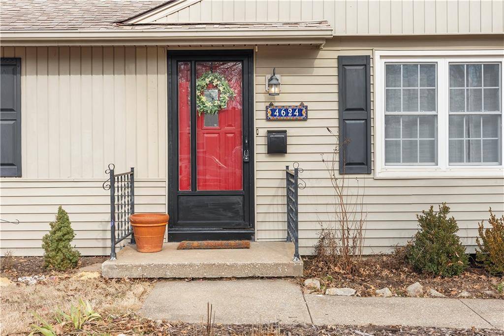 Fairway, KS 66205,4624 W 61st TER