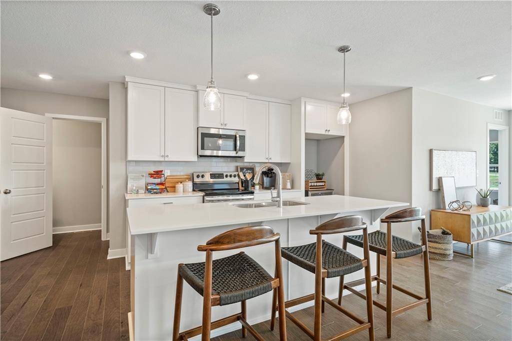 Blue Springs, MO 64064,8737 SW Brickell DR