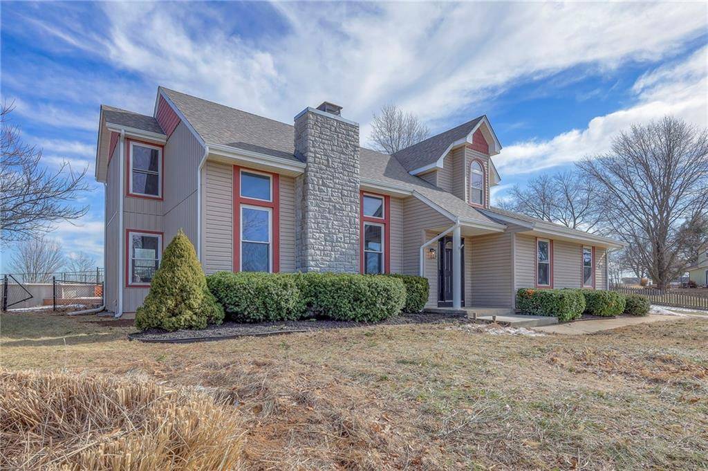 Edwardsville, KS 66111,1131 S 105th ST