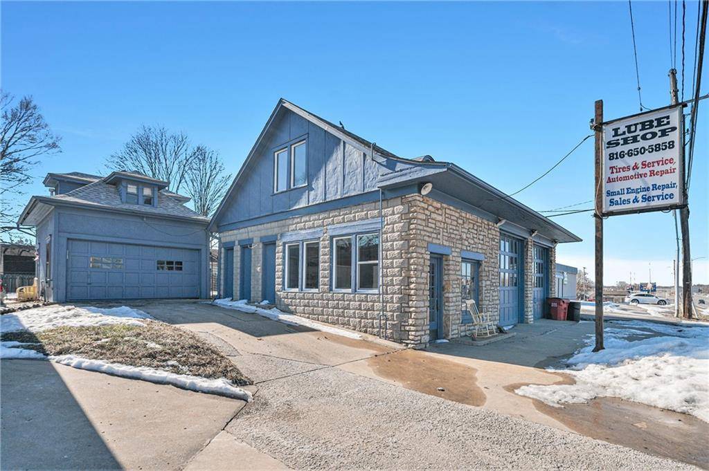 Buckner, MO 64016,31 E Monroe (24 Hwy) ST