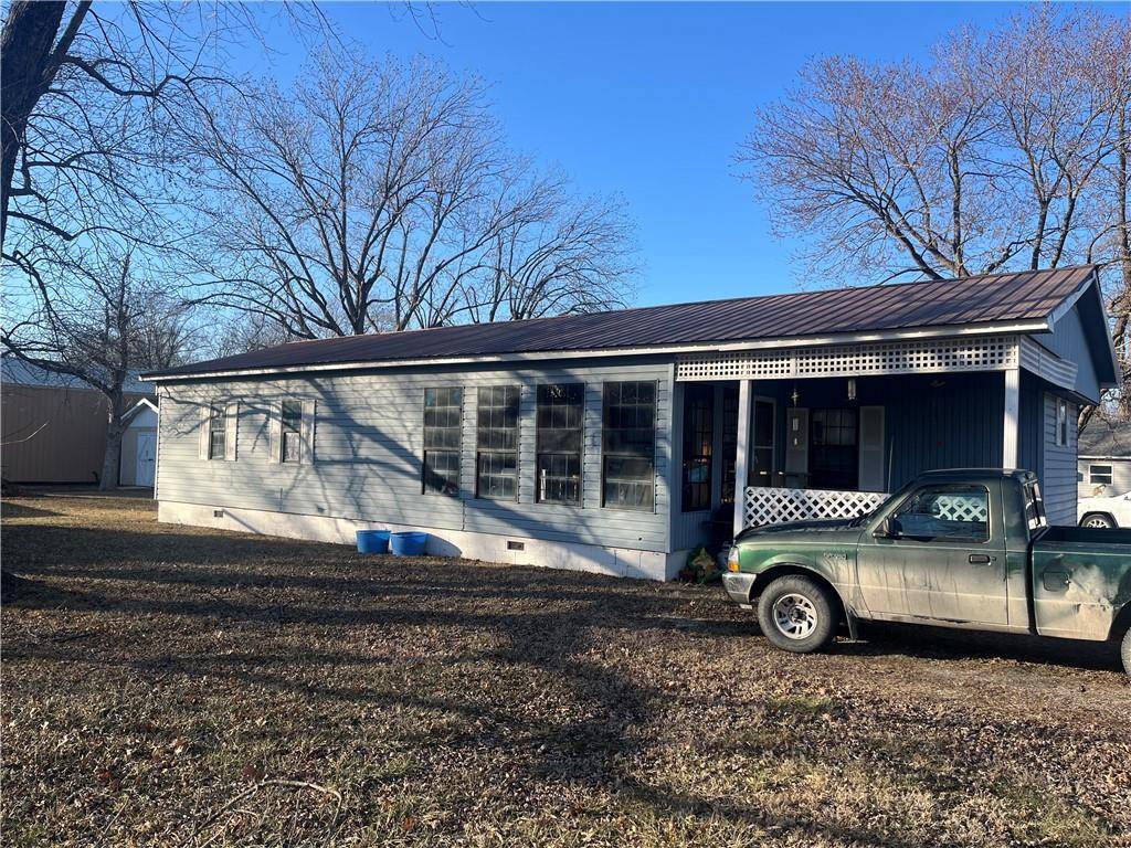 Arma, KS 66712,202 W Perry ST