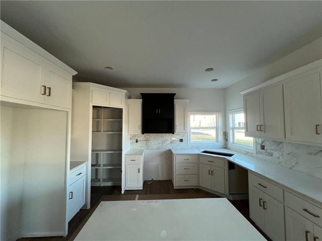 Olathe, KS 66062,19033 W 169th PL