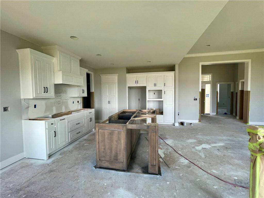 Olathe, KS 66062,16577 W 165th PL