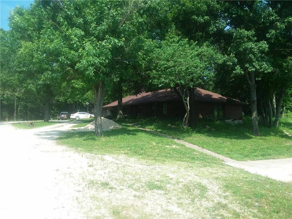 Redfield, KS 66769,918 120 ST