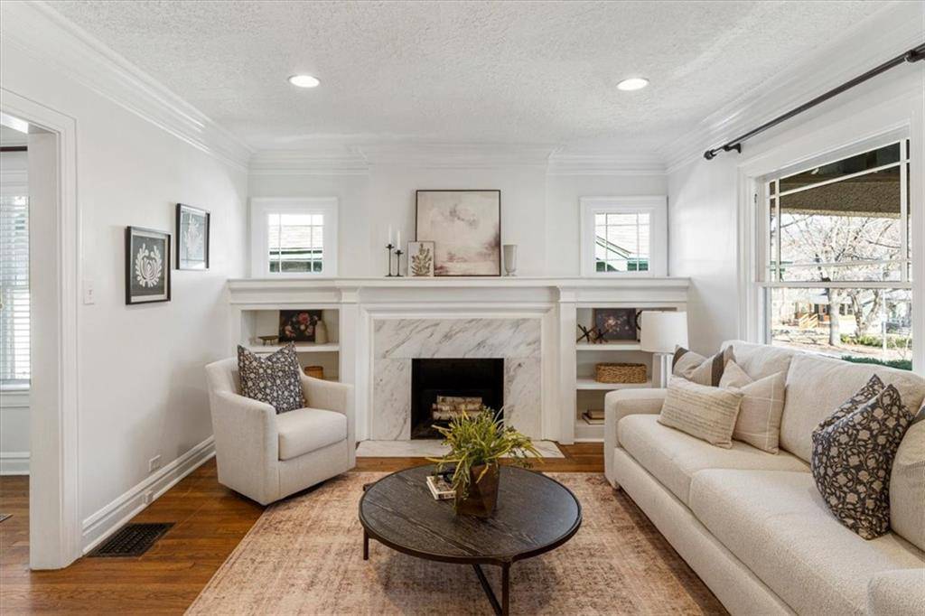 Kansas City, MO 64113,5724 Oak ST