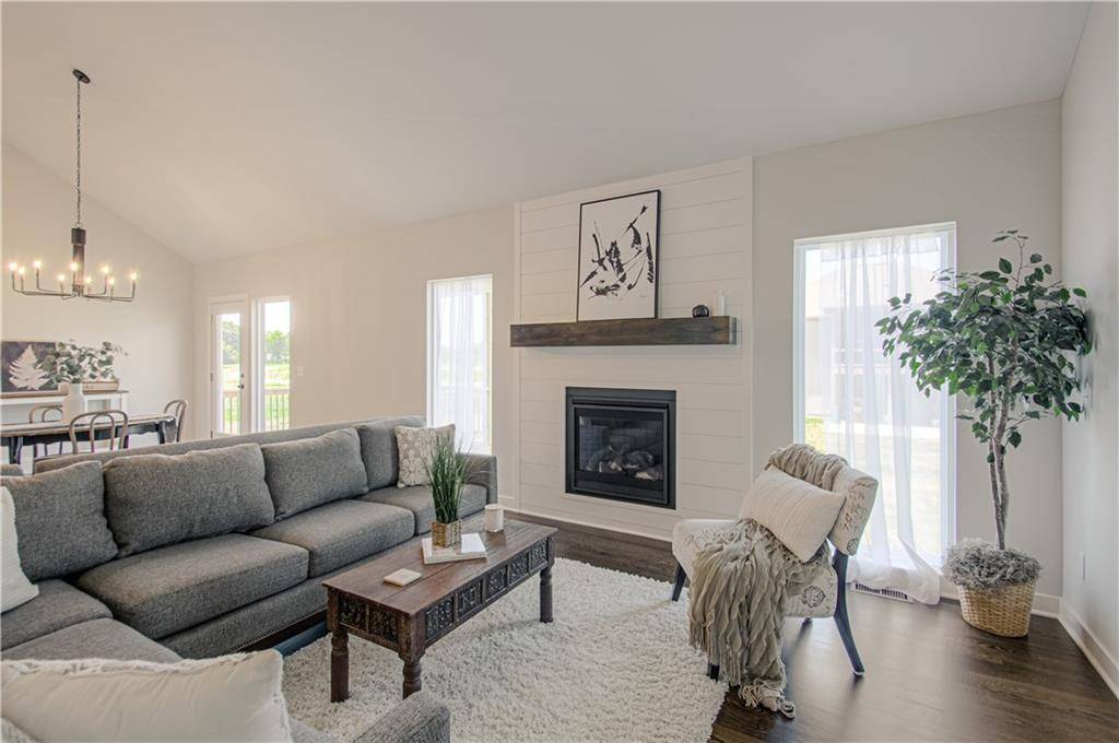 Kearney, MO 64060,1102 Noah LN