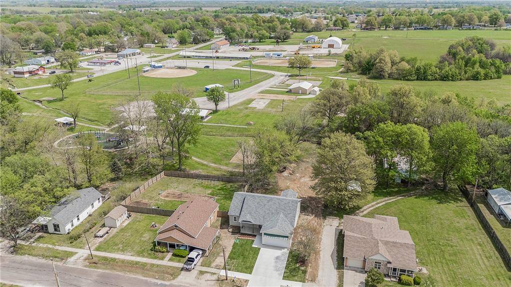 Holden, MO 64040,1013 S Main ST