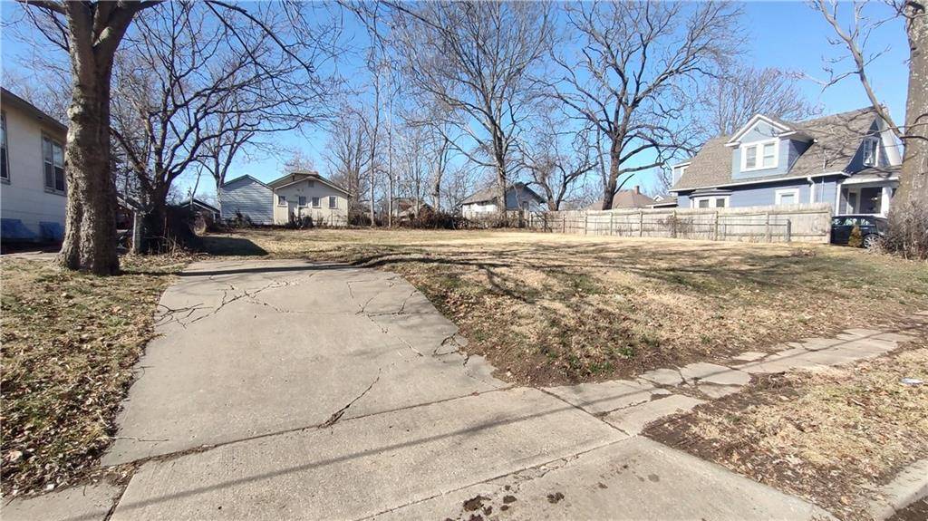 Kansas City, KS 66103,4340 Lloyd ST