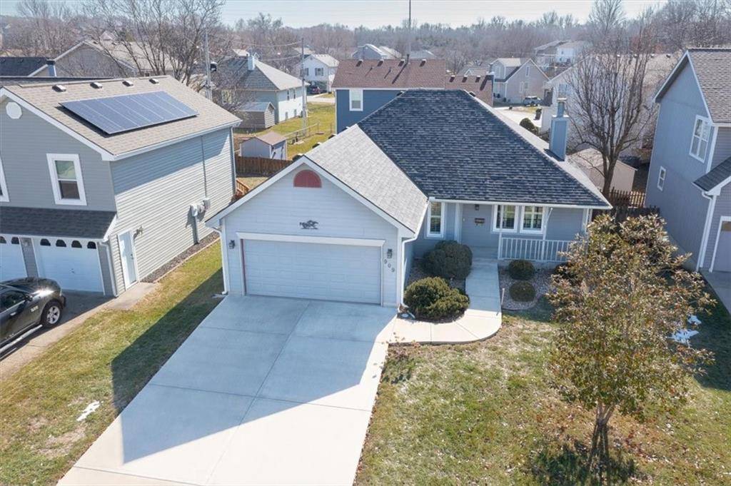 Leavenworth, KS 66048,909 Village ST