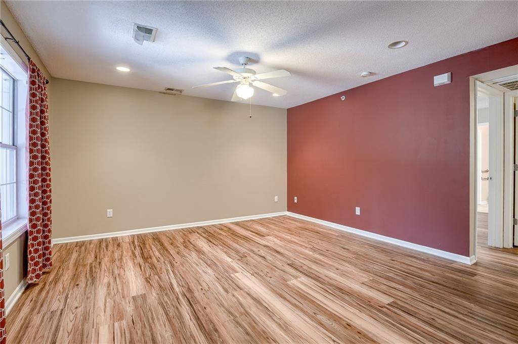 Kansas City, MO 64118,2471 NE 68th ST