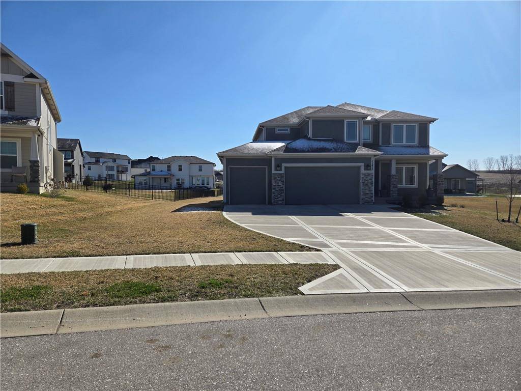 Kearney, MO 64060,11415 Orchard DR