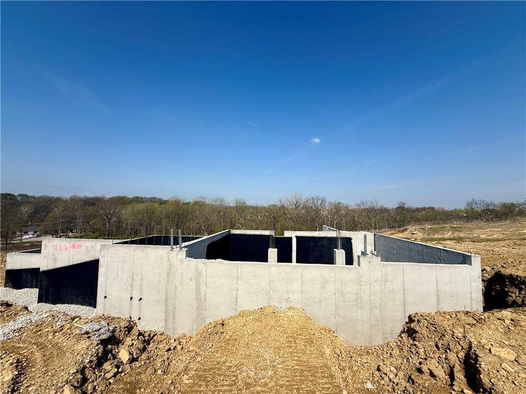 Parkville, MO 64152,10600 Genesis DR
