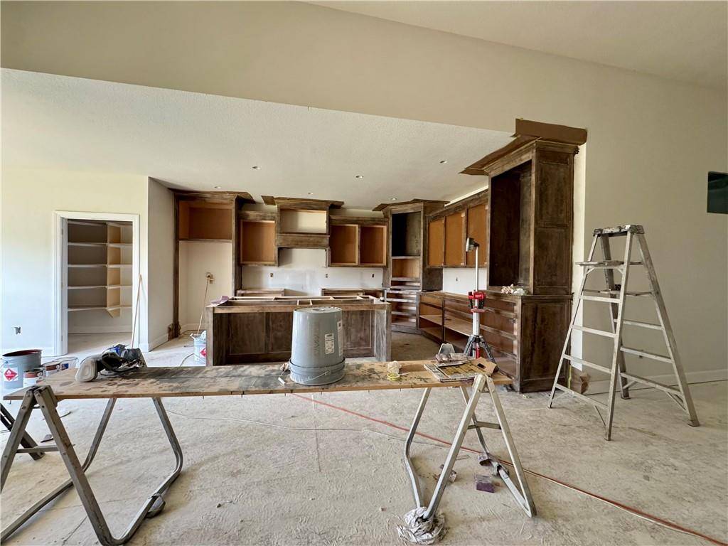 Kansas City, MO 64157,10022 N Oakland AVE