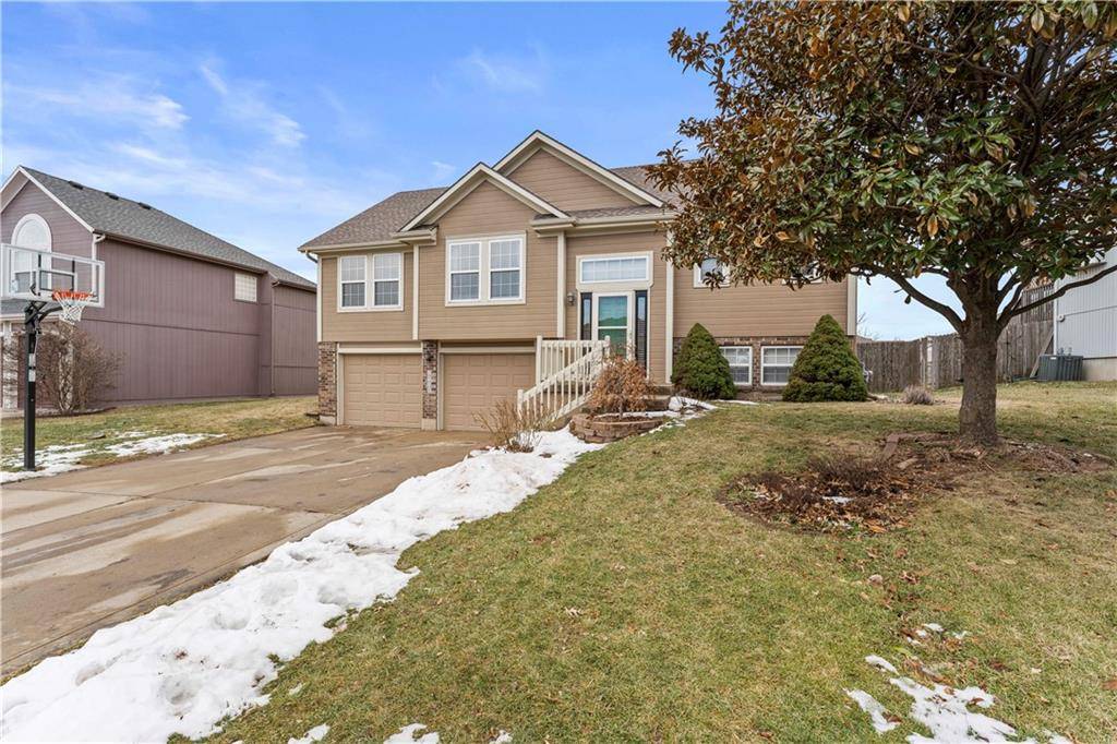 Raymore, MO 64083,1101 Wiltshire BLVD