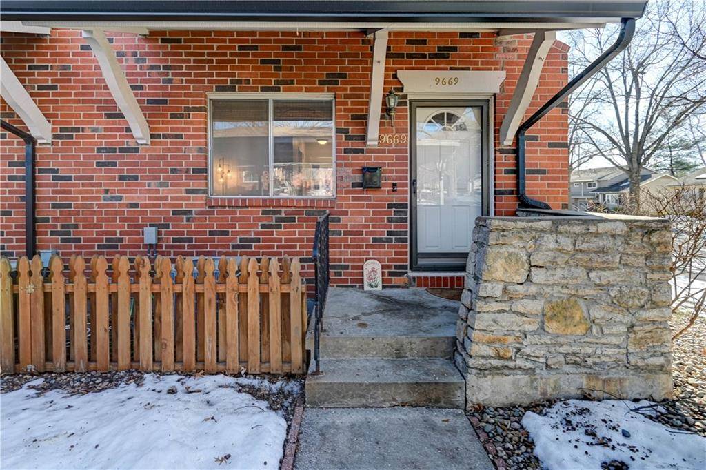 Overland Park, KS 66207,9669 Outlook DR