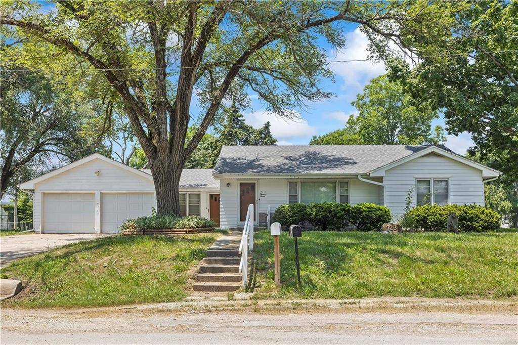 Rich Hill, MO 64779,723 E Walnut ST