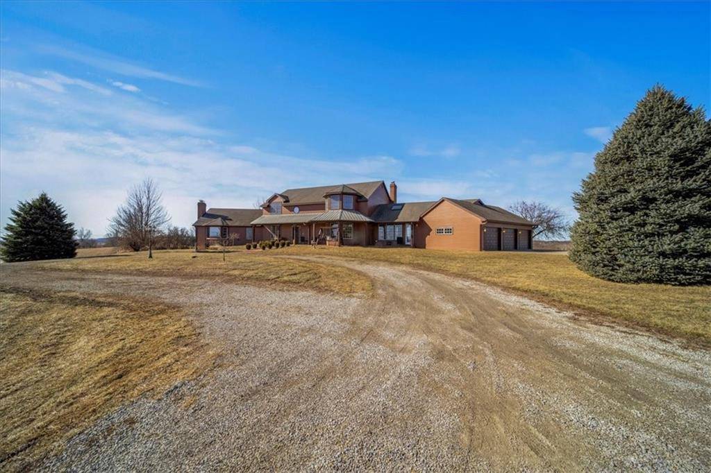 Weston, MO 64098,22250 Mount Bethel RD