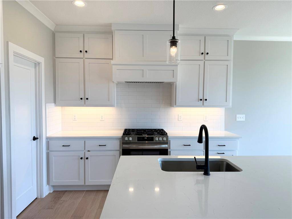 Lenexa, KS 66227,25029 W 94th TER