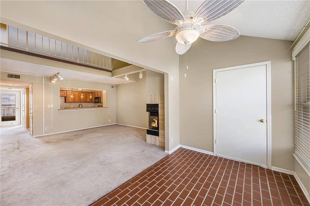 Overland Park, KS 66212,8769 W 106th TER