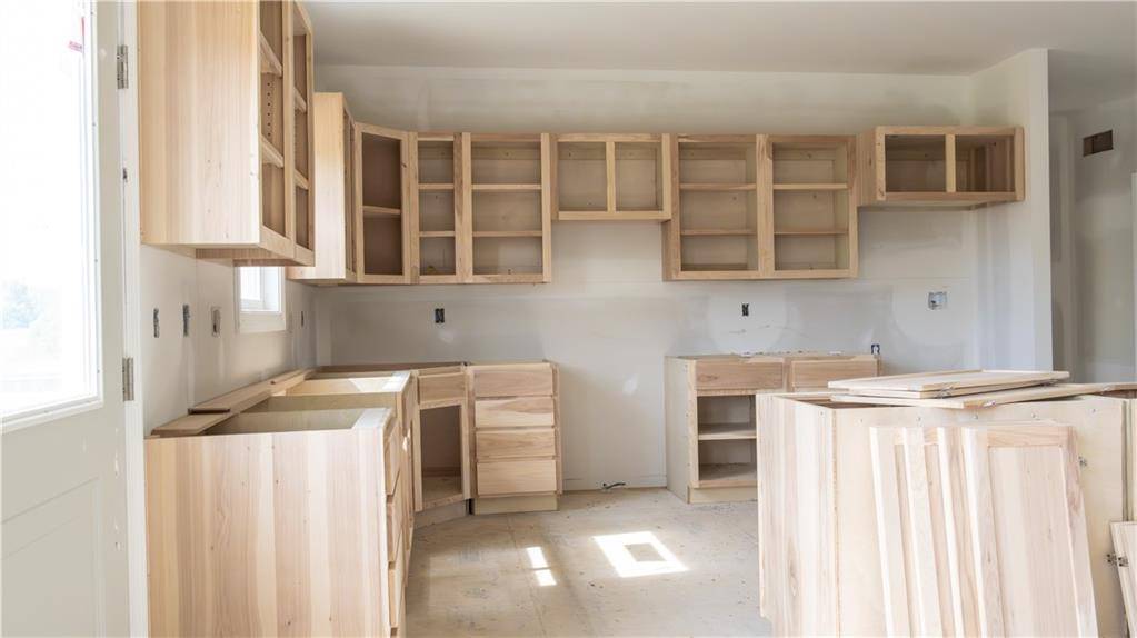Knob Noster, MO 65336,1107 Charles ST