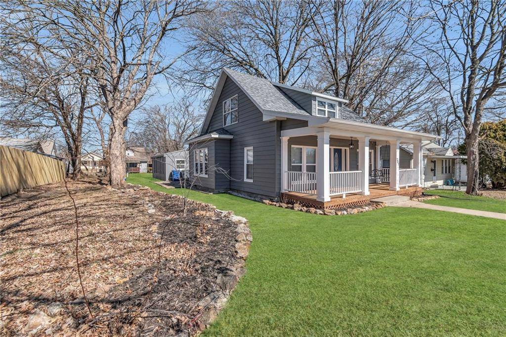 Sedalia, MO 65301,707 E 11th ST