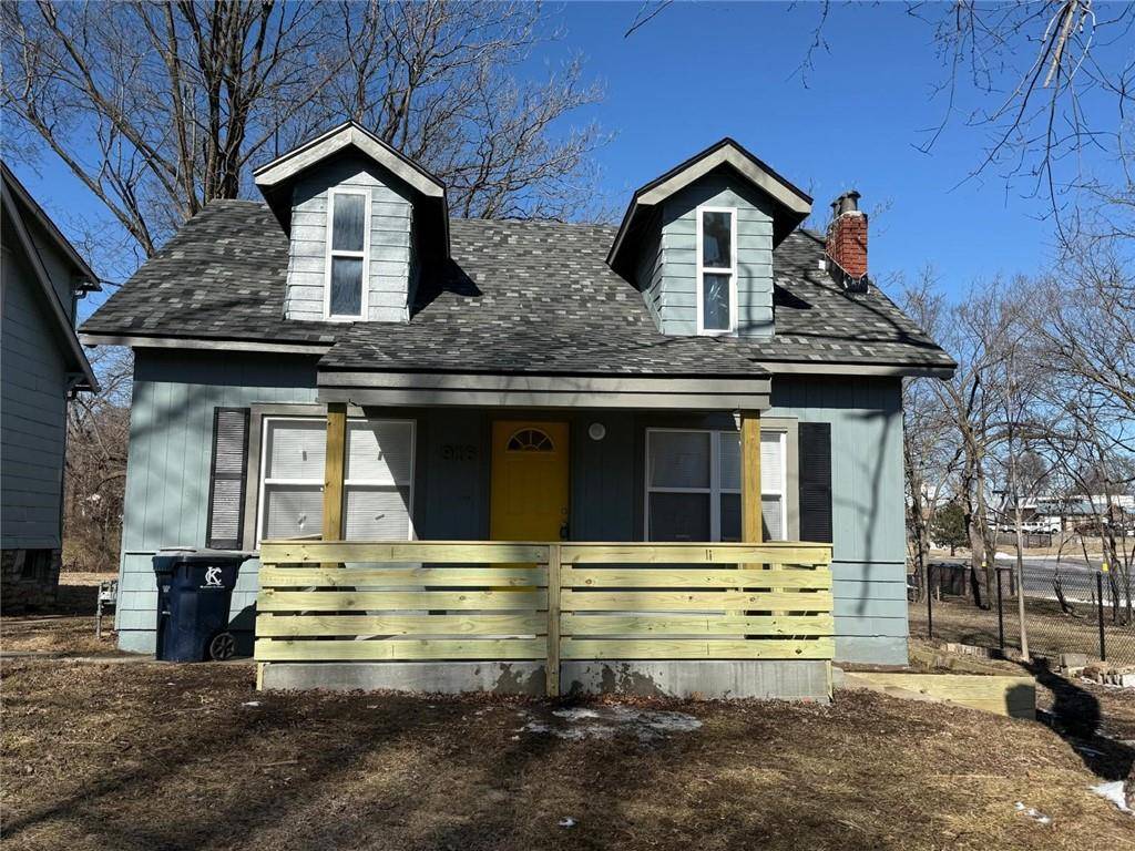Kansas City, MO 64131,916 E 79th TER