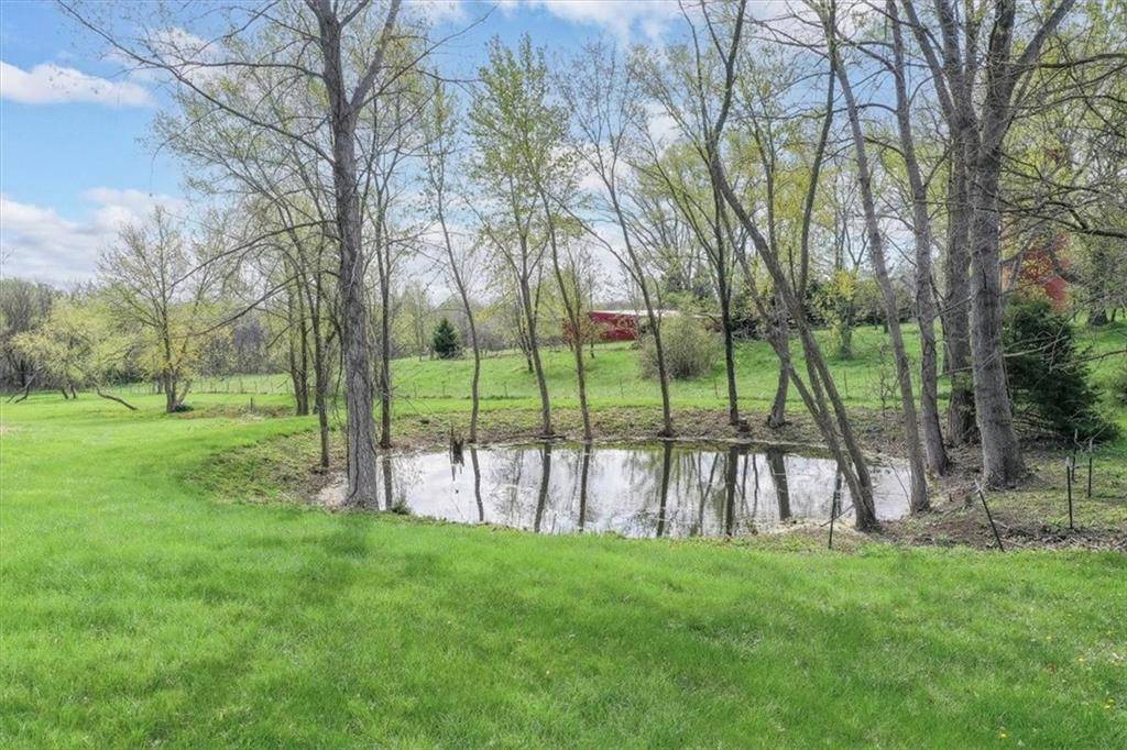 Leavenworth, KS 66048,24722 Tonganoxie DR