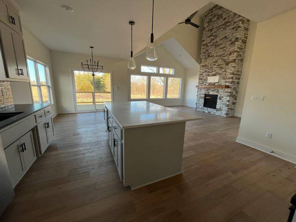 Kearney, MO 64060,13525 Oakridge DR
