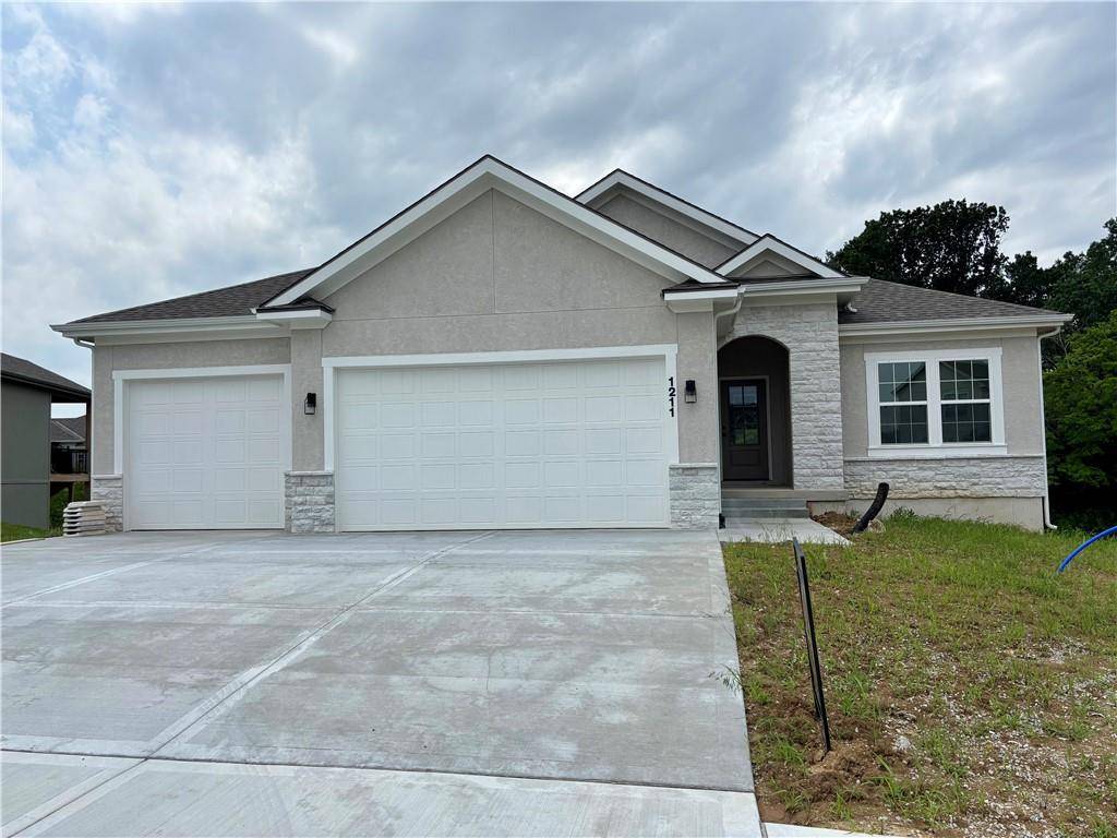Oak Grove, MO 64075,1211 NW 4th ST