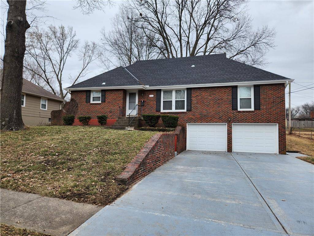 Gladstone, MO 64118,1603 NE 69th ST
