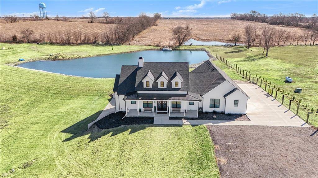 Smithville, MO 64089,18723 County Line RD