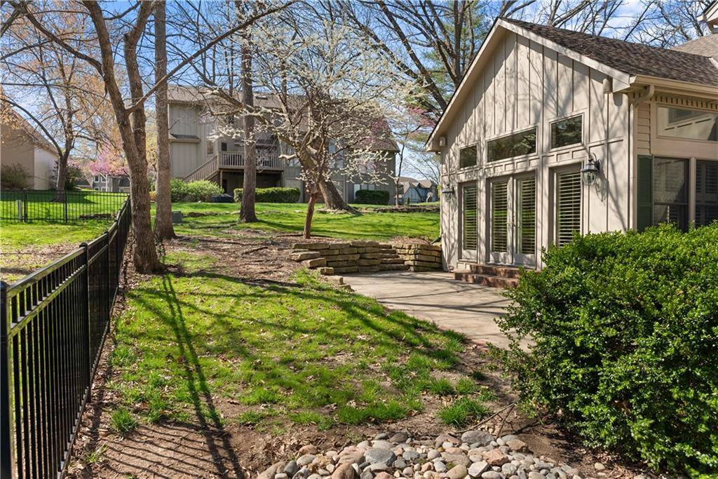 Lee's Summit, MO 64081,2516 NW Bent Tree CIR