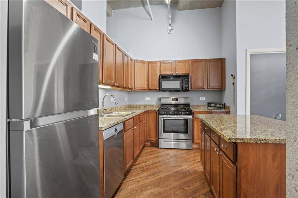 Kansas City, MO 64108,2107 Grand BLVD #304
