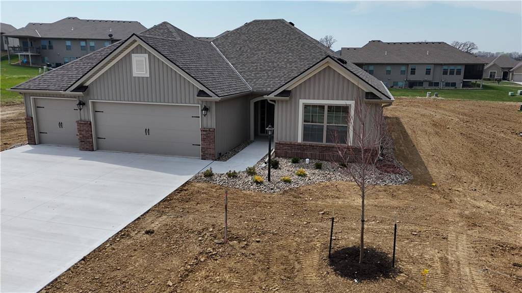 St Joseph, MO 64505,4706 Stonebridge DR #E